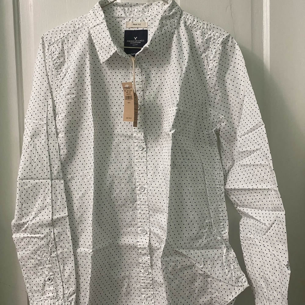 American Eagle White With Black Hearts Button Down - Size S